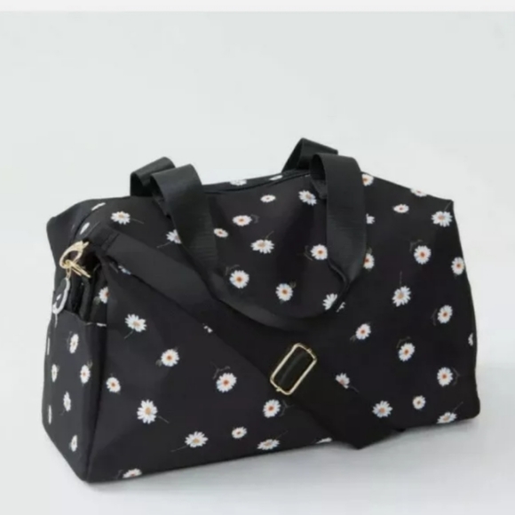Alice + Olivia duffle bag and bucket hat main image 5